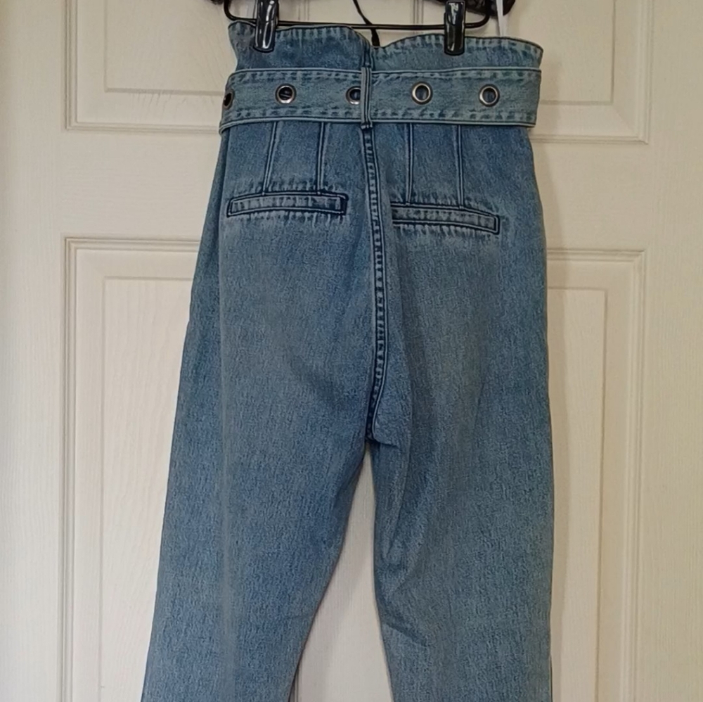 GRLFRND High Rise Jeans - Picture 4 of 4